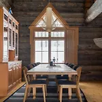 Alpine Grand Villa, Ski-in Ski-out By Aavalevi * レヴィ