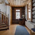 Alpine Grand Villa, Ski-in Ski-out By Aavalevi *