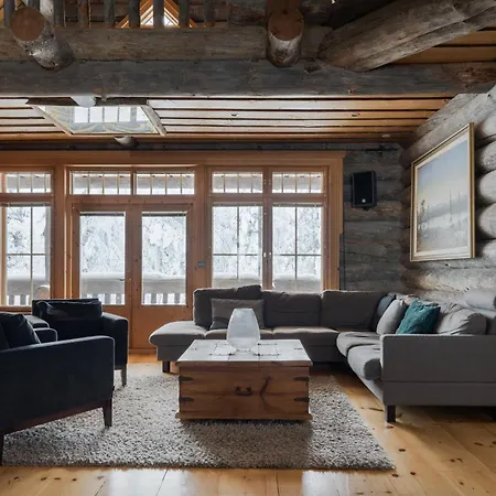 Alpine Grand Villa, Ski-in Ski-out By Aavalevi Appartamento *