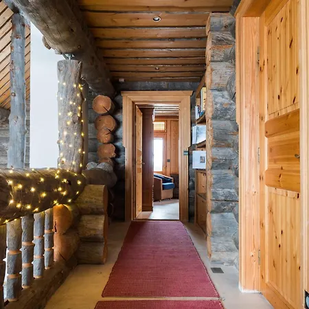 Alpine Grand Villa, Ski-in Ski-out By Aavalevi Appartamento *